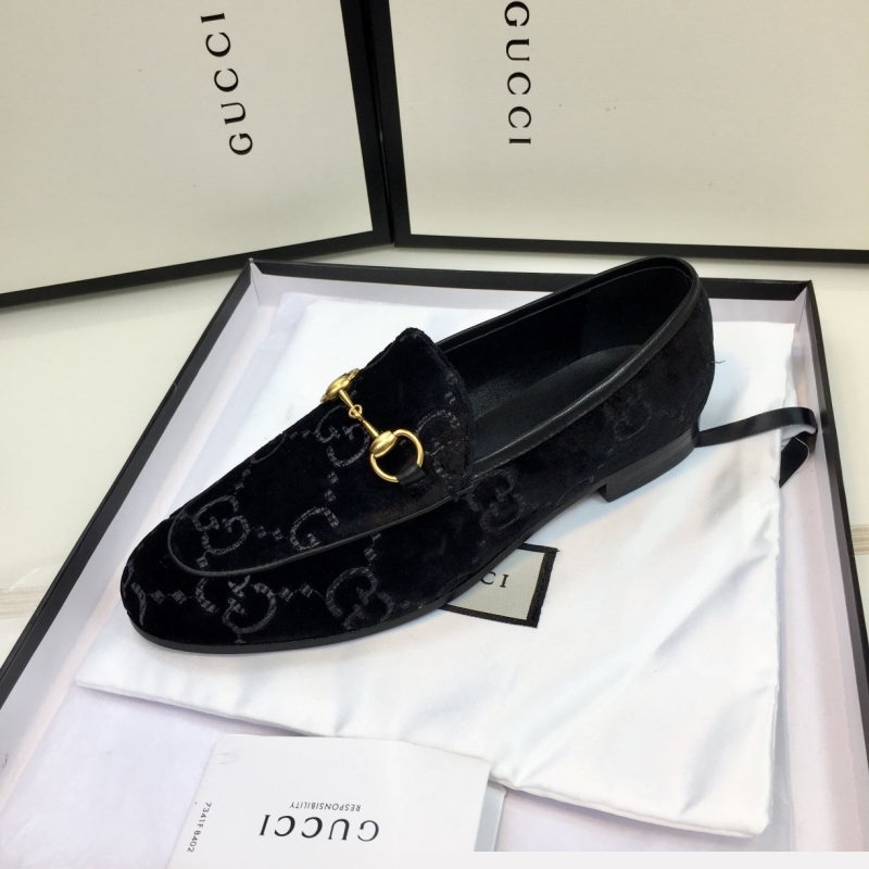 G*u*i leather shoes